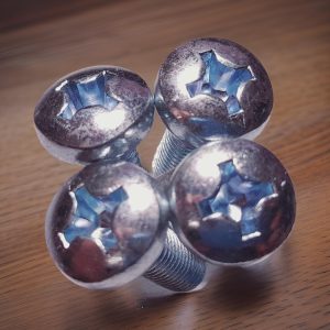 6mm x 1-inch Scrow